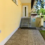Foehrenweg *